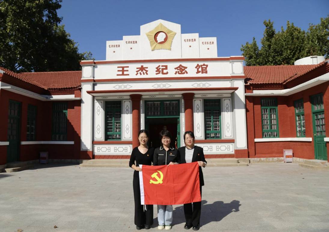 11d016ea8befa3d399669a5663996a3